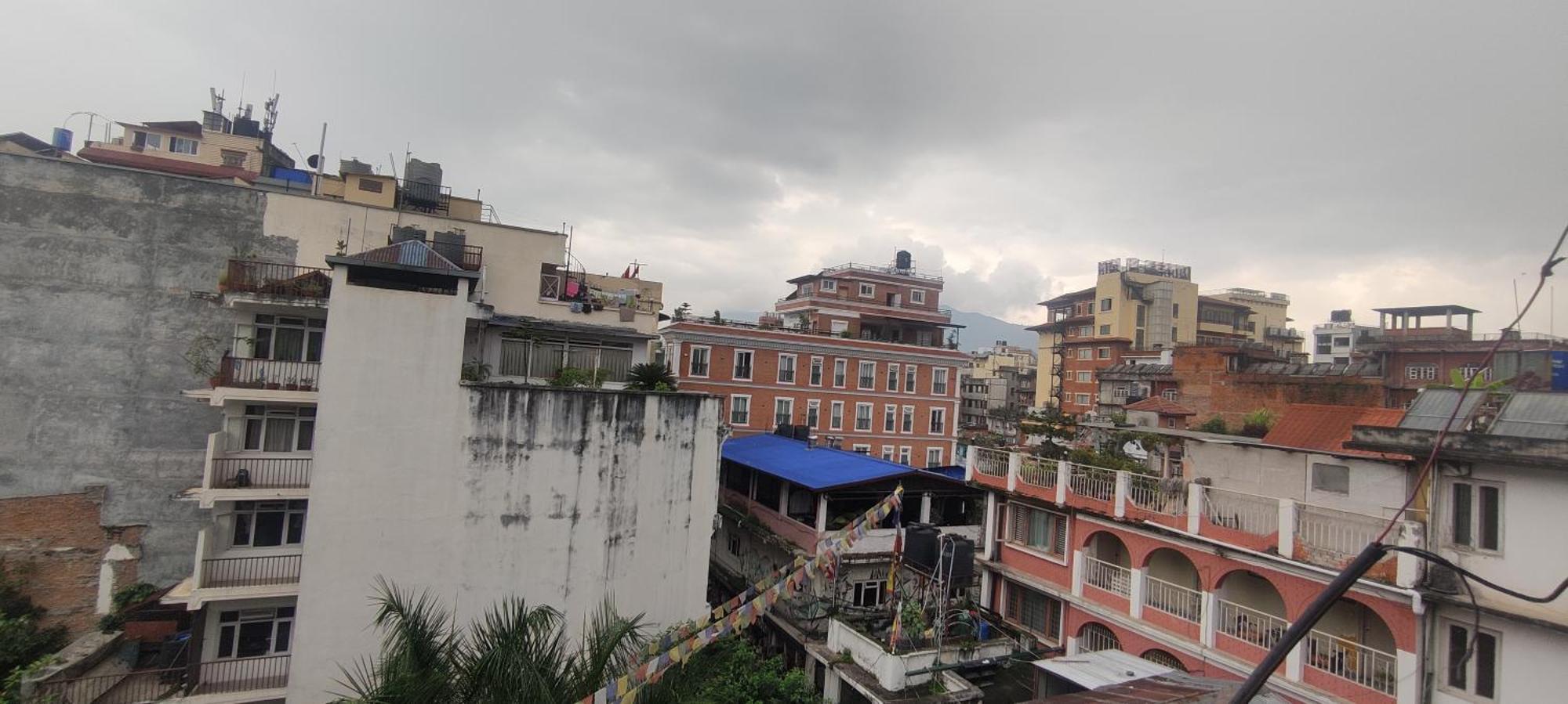 Royal Kings Hotel Kathmandu Buitenkant foto