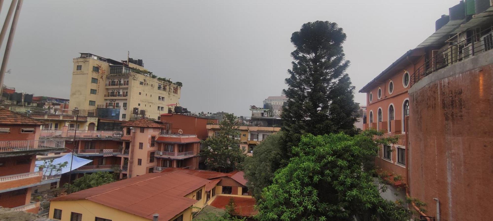 Royal Kings Hotel Kathmandu Buitenkant foto
